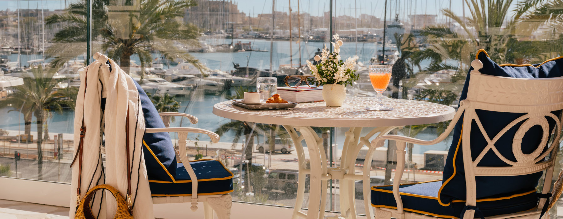 Fondo del webinar para agentes de viajes sobre turismo