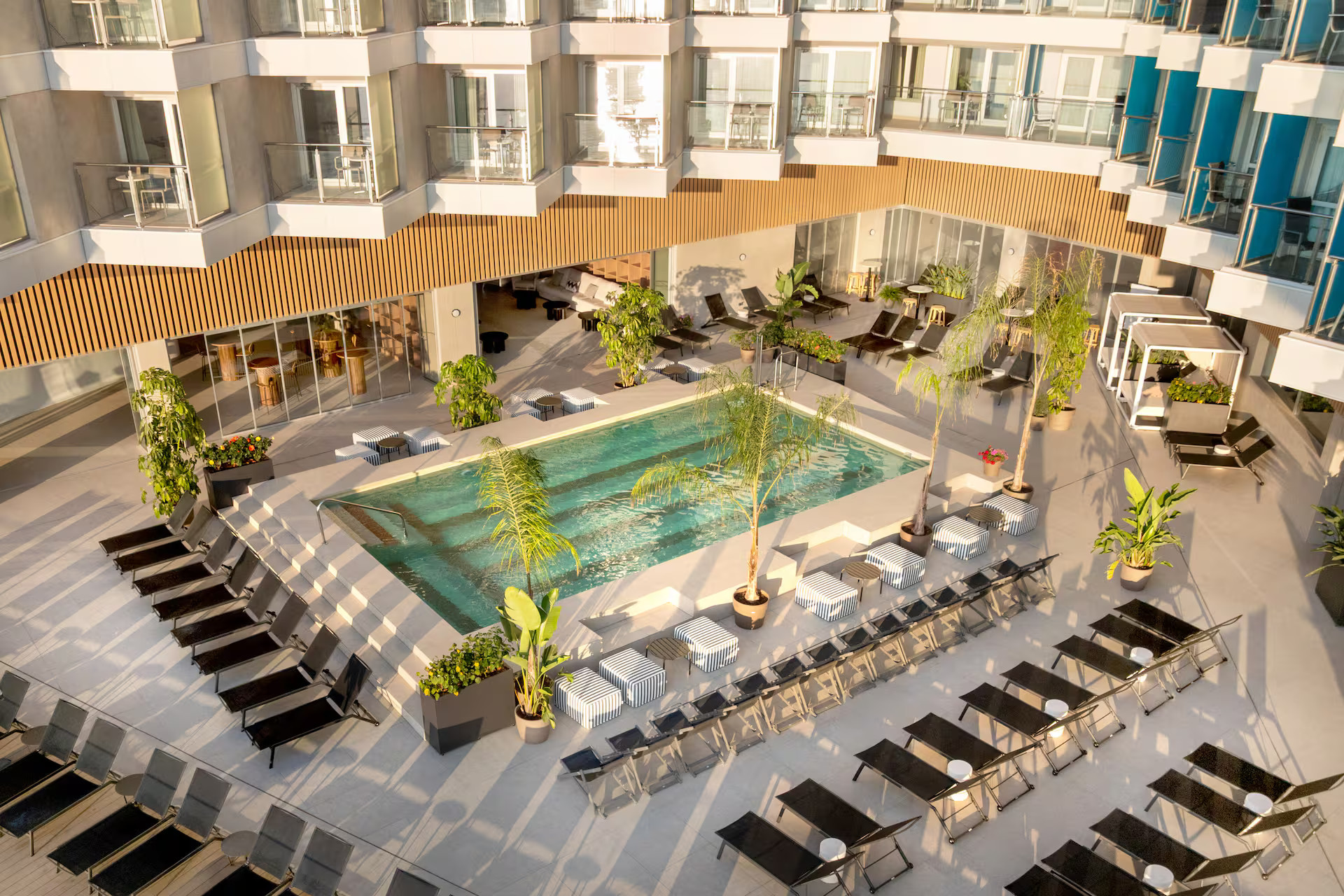 Descubre Alicante con Meliá: Tres hoteles, un destino inolvidable